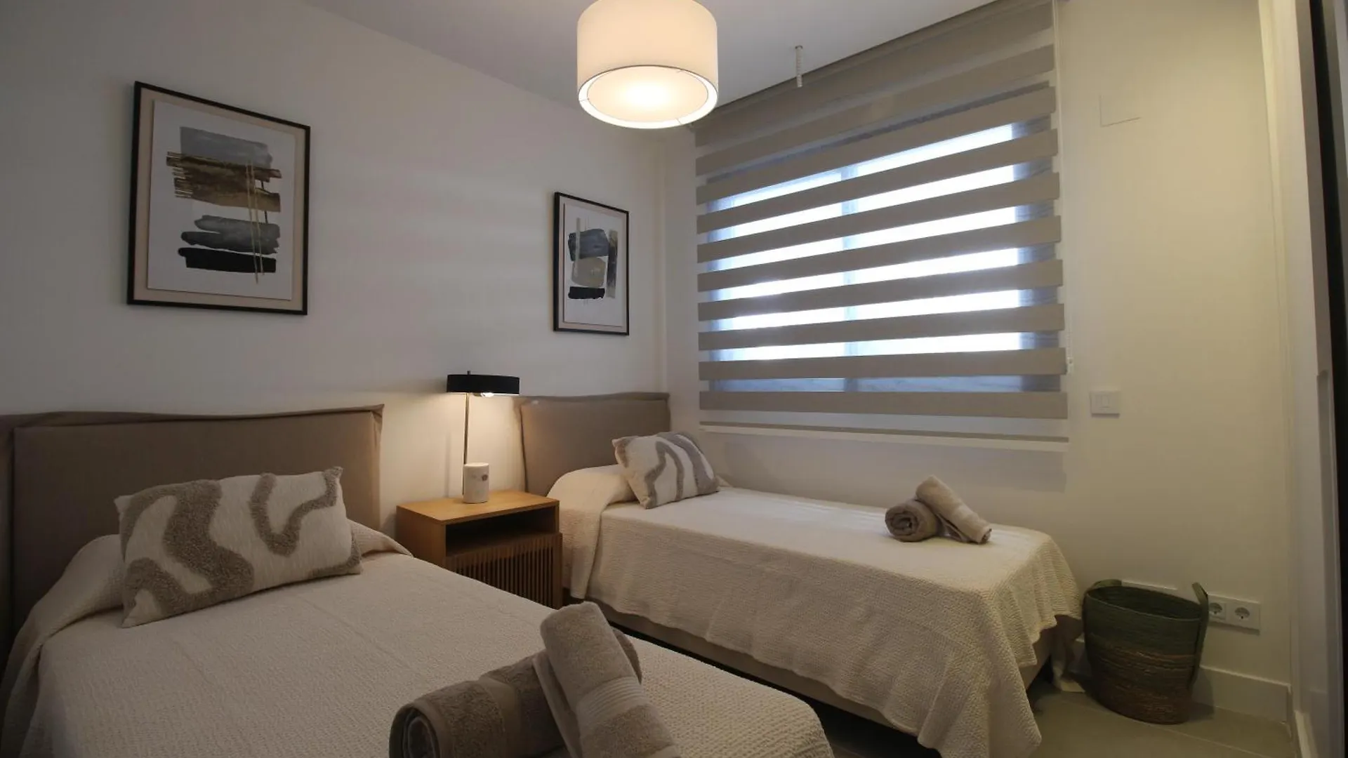 Happy Travel Jasmine Higueron Apartment Fuengirola Spain