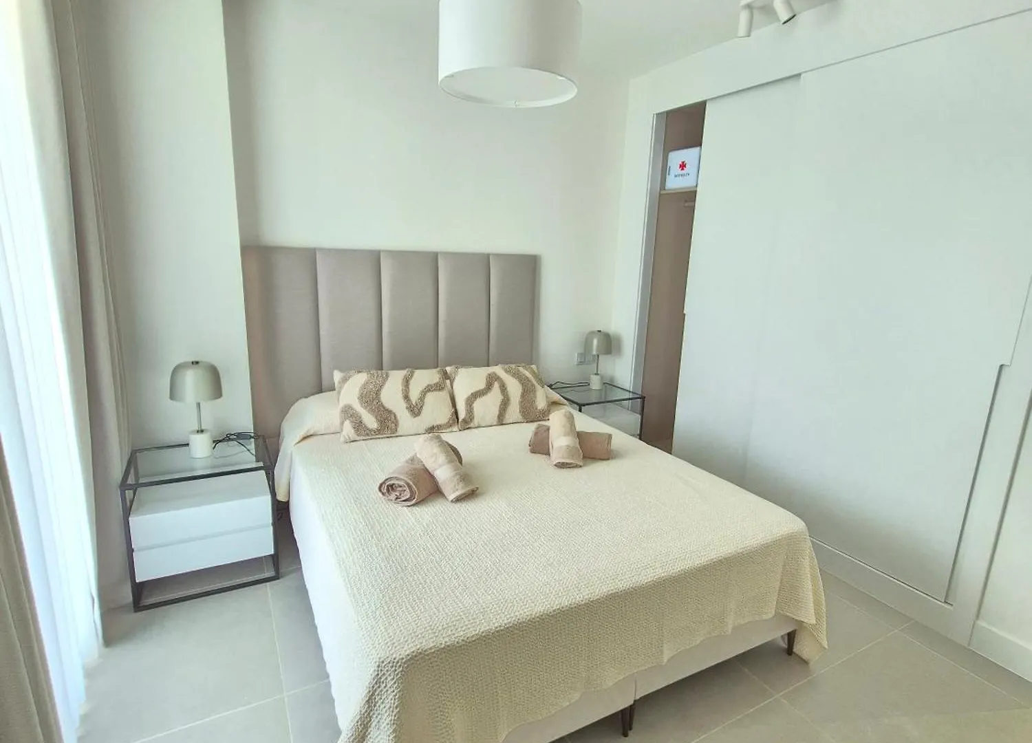 Happy Travel Jasmine Higueron Apartman Fuengirola