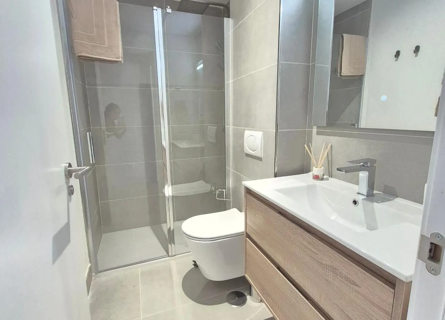 Happy Travel Jasmine Higueron Apartman Fuengirola
